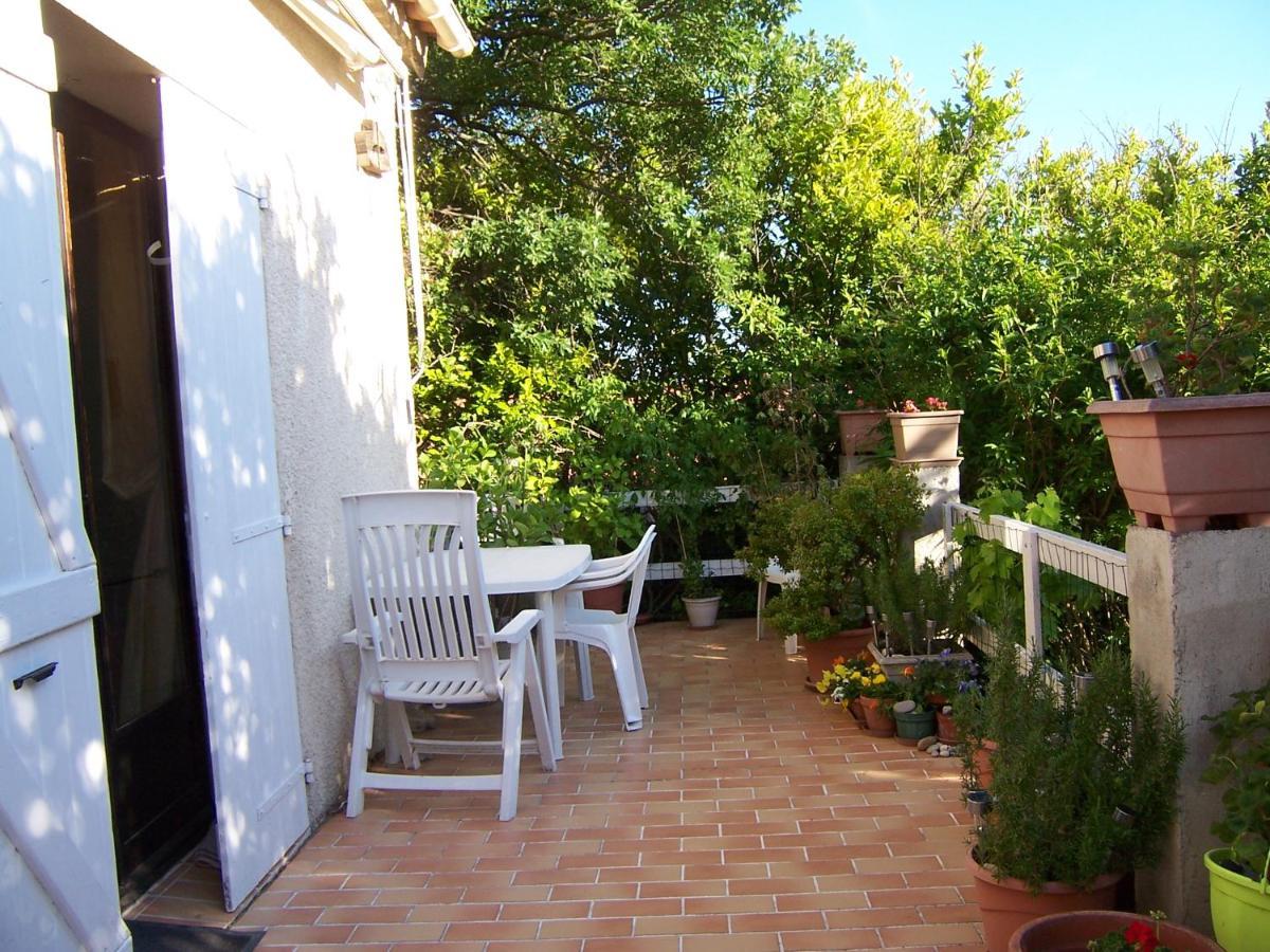 Apartamento Dom L' Argo Reillanne Exterior foto